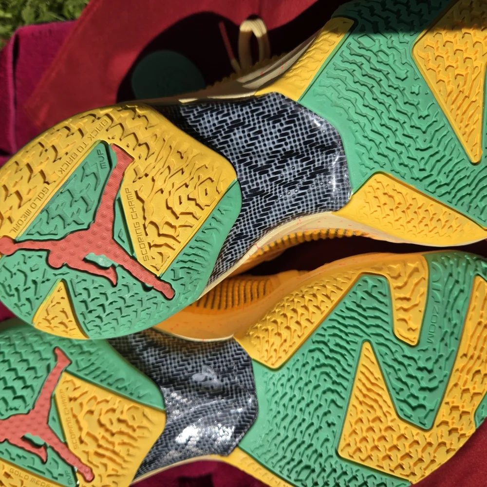 Nike Air Jordan 37 Low 'Freshly Squeezed' EYBL SZ 9 EUC           (BIN 006) - Picture 12 of 13